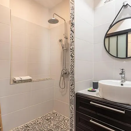 La Cave... Entre Narbonne Et Carcassonne